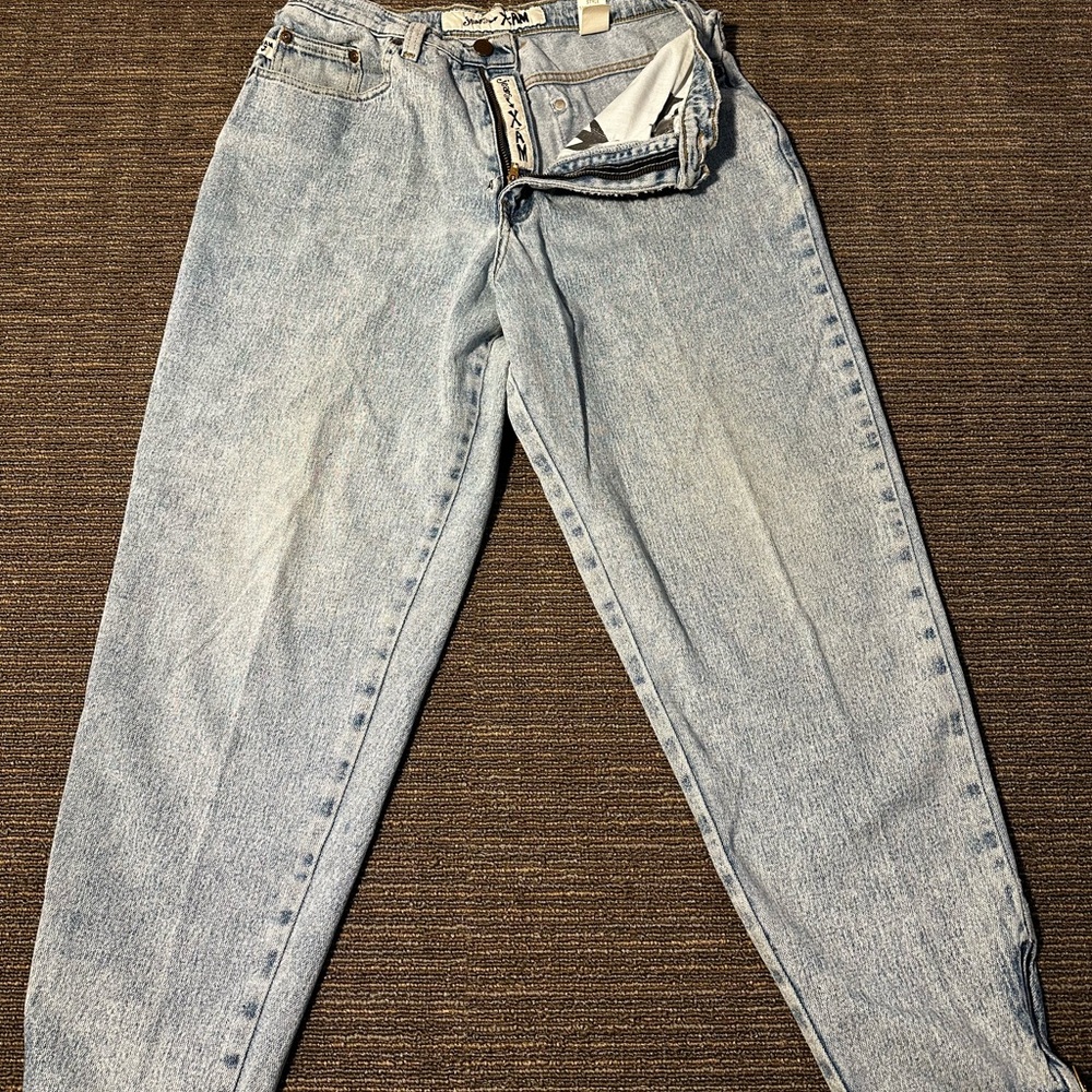 Blue Flare Wide Leg Jeans with Vintage Appeal